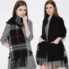 Designer Scarf Pocket Shawl Autumn Winter Dual Use Cashmere Tassel European och American Plaid Double Sided Thick Shawl Lady Gift9381372