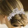 Mode mignonne et romantique Élégantes coiffures en cristal à cinq pétenles ornements clignotants des époux de perles accessoires