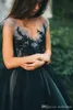 Gotyckie suknie ślubne kolorowy tiul czarny granatowy otwarty tył koronkowe aplikacje Sheer szyi sukienki ślubne modne design bohe4525272