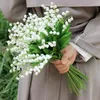 24pcsプラスチックユリの花谷の花の茎の結婚式の家の人工装飾花の花の花の茎