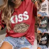 키스 레오파드 립 프린트 여성 티셔츠 O- 넥 짧은 소매 할로 아웃 하루 쿠 티셔츠 여름 여성 출산 탑 LJJA4088