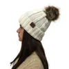 9色の冬の女性ニット帽の暖かいポンポンのカラフルなウールの帽子レディーススカルビーニーソリッドメス屋外の帽子YD0331