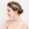 Fermaglio per capelli squisito all'ingrosso-foglia perla pettine da sposa accessori per capelli gioielli da sposa fermagli per copricapo da donna fatti a mano