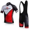 Merida Cycling à manches courtes en jersey Bib shorts Semtes Summer Souffant et Colte confortable Men039s Sweat-shirt cycliste319853109566