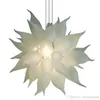 Lampadari bianchi italiani Lampada a fiori Illuminazione moderna Lampadari a sospensione con lampadari a catena in stile design in vetro di Murano moderno