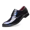Sapatos formais dos homens apontou Toe respirável Slip-On baixo sapatos de casamento de negócios de luxo designer de sapatos masculinos
