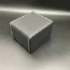 高品質の小型ライトブラックウォッチストレージボックスPUレザーウォッチトラベルボックス収納オーガナイザーケース11 * 10 * 9 cm
