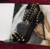 Nyaste Europeisk Crossover High Heel Sandaler Patent Läder Rivet Sandaler Sommar Kvinnor Sexiga Party Skor