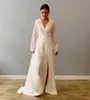 2020 Elegante Bohemian Manga Longa Vestido de Noiva Uma Linha Chiffon Modestas Simples Sexy profundo V Neck High Slit Mulheres Plus Size Bidal Vestidos