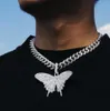 2019 Iced Out Animal Big Butterfly Hänge Halsband Silver Blue Plated Mens Hip Hop Bling Smycken Gift Partihandel