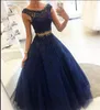 Granatowy Niebieski Dwa Kawałki Suknie Wieczorowe Załoga Długi Bez Rękawów Tulle Appliqued Crystal Lace O Neck Prom Suknie Party Dresses Robe de Soiree