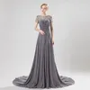 Szara Zroszona Matka panny Młodej Suknie Klejnot Neck Krótkie Rękawy Pldys Szyfonowa Kryształ Elegancki Wieczór ślubny Dress