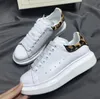 2020 Moda Donna Uomo Platform Shoes Real Leather Lace-up Sole Sneakers Oversize Sneakers Real Pelle Pelle Piattaforma Scarpe con scatola