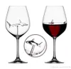 bicchieri di vino dello stelo