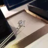 Berömda smycken 925 silverguldpläterade droppe diamantring kvinnor bröllop diamant ring smycken