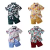 Conjunto de roupas de verão para bebês e meninos, estampa bonita, camisa de laço de manga curta e calça curta, terno infantil, roupas de algodão