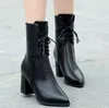 Moda Kobiety Kostki Buty Grube Obcasy Winter Buty Kobiet Najnowszy Spioste Toe Damskie Buty Marka Lace Up Martin Boot