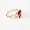 Nouvelle couleur de luxe en or Bijoux de mariage Femmes Rose Gold Color Rings Rings Dark Red Square Shape Engagement Anneau de fiançailles pour femmes5507046