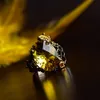 Mode-Neuester großer ovaler goldener Kristall-CZ-Ring, gelber Zirkonia-Schmuck, Damen-Kupferschmuck, große Cocktailringe
