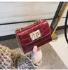 Binance Chain Wallet Kids Purses Nyaste koreanska stenmönster Mini Princess Chain Bag Fashion Girls Pu Chain Cross-body Bags Birthday Present