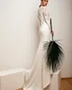 2020 Mermaid Bröllopsklänningar Juvel Neck Pärlor Applique Långärmad Satin Bröllopsklänning Sweep Train Vestidos de Novia