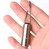 Vente chaude Nouveau Mini Porte-clés Briquet à essence de poche Capsule Compact Kérosène Outils Lighter extérieur GONFLÉ Keychain Meule Briquet