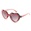 Mignon Coeur Cadre Enfants Lunettes De Soleil Flip Up Shade Double Lunettes Belle Coeurs Sharpe Bébé Lunettes 4 Couleurs