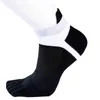 Verkoop Men Top Kwaliteit Vijf vinger Pure zachte katoenen teen Sokken Winter herfst Warm comfortabele jongens Ademende Sock1