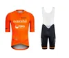 maillot de vélo à manches courtes