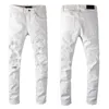 New Arrival Mens Designer White Dżinsy Rhinestone Patch Medal Moda Męskie Dżinsy Slim Motocykl Biker Hip Hop Spodnie najwyższej jakości 2840