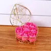 Pétales panier de forme de coeur en fer or avec 6 roses de savon Roses de fleurs parfumées Idées de cadeaux de savon pour femmes2188