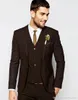 Yeni Gelenler Bir Düğme Kahverengi Damat smokin Groomsmen Tepe Yaka Sağdıç Blazer Erkek Düğün Suit (Ceket + Pantolon + Vest + Tie) H: 702