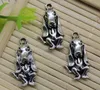 Hurtownie 100 sztuk Pet Dog Alloy Charms Wisiorek Retro Biżuteria Dokonywanie DIY Brelok Antyczny Srebrny Wisiorek Dla Bransoletka Kolczyki 24x13mm