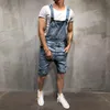 Oversize męskie porwane dżinsy kombinezony krótkie spodnie letni styl uliczny w trudnej sytuacji Denim kombinezon na szelkach pończoch krótkie spodnie