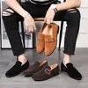 2019 Fashion Loafers Mlae Dress Shoes Men Suede Leather Shoes Classic Business Party Office Wedding Men's Flats