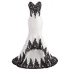 Svartvita sjöjungfru bröllopsklänningar Sweetheart Lace-up Corset Back Gothic Bridal-kappor Färgad bröllopsklänning för andra bröllop