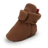 Baby-Mädchen-Stiefel Schuhe neugeborenes Kind Cotton Soft Anti-Rutsch-warme Fleece-Booties warme Winter Socken Hausschuhe Krippe Schuhe