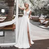 Günstige einfache Strandkleider hohe Seite Split Satin Rückenless bodenlange Falten Plus Size Hochzeitskleid Brautkleider Vestidos de Novia