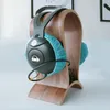 Les autres articles de soins de santé style casque casque en bois massif matériel universel mode affichage pour casque support en vente