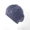 Nieuwe hete vrouwen gebreide baretten winter warme gebreide mutsen mode zachte vrouwen wollen hoeden baret twisted gebreide hoed dames garen baret