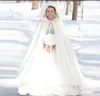 2018 pas cher chaud long mariée Cape hiver fourrure femmes veste mariée noël fourrure étage longueur mariée capes longue fête mariage manteau