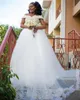 Luxuriöses Brautkleid mit Perlen und Perlen, herzförmiger Schultergurt, afrikanische Brautkleider, bauschiges Tüll-Brautkleid mit Applikationen