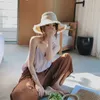Handknived Solid Color Sun Big Hat Brestle Side Breattable Straw Hat Ladies Summer Sunscreen Beach Hat Foldable3652798