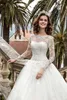 New Elegantg Une Ligne Robes De Mariée En Dentelle Jewel Neck Appliques Lace Up Creux Dos Princesse Vintage Jardin Pays De Mariage Robes De Mariée 17