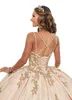 2020 Moderne Champagne Stickerei Quinceanera Kleid-Abschlussballkleider Bonbon 15 Kleid Spaghetti mit gekreuzter Rücken Puffy Partei Festzug-Kleid Lange