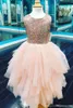 Cuello de joya Lentejuelas Blush Pink Vestidos para niñas de flores Fruncido con gradas Tul Una línea Vestido de desfile de cumpleaños para niñas pequeñas