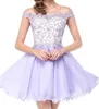 Tańsze tanie krótkie sukienki na bal maturalne sukienki koktajlowe A-line z aplikacjami Skromne sukienki ukończenia szkoły hy1467