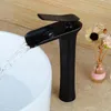 Black Copper European Style Faucet Hotel Badkamer Heet en koud Water Mixing Waterval Basin Kraan