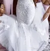 2020 아프리카 꽃 레이스 인어 웨딩 드레스 플러스 사이즈 아플리케 스파게티 스트랩 민소매 신부 가운
