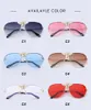 Venta al por mayor-Nuevas gafas de sol Gafas de sol de lujo Gafas de sol de diseñador de moda con estilo para Mensass UV400 6 Estilo con pequeñas abejas con CAJA